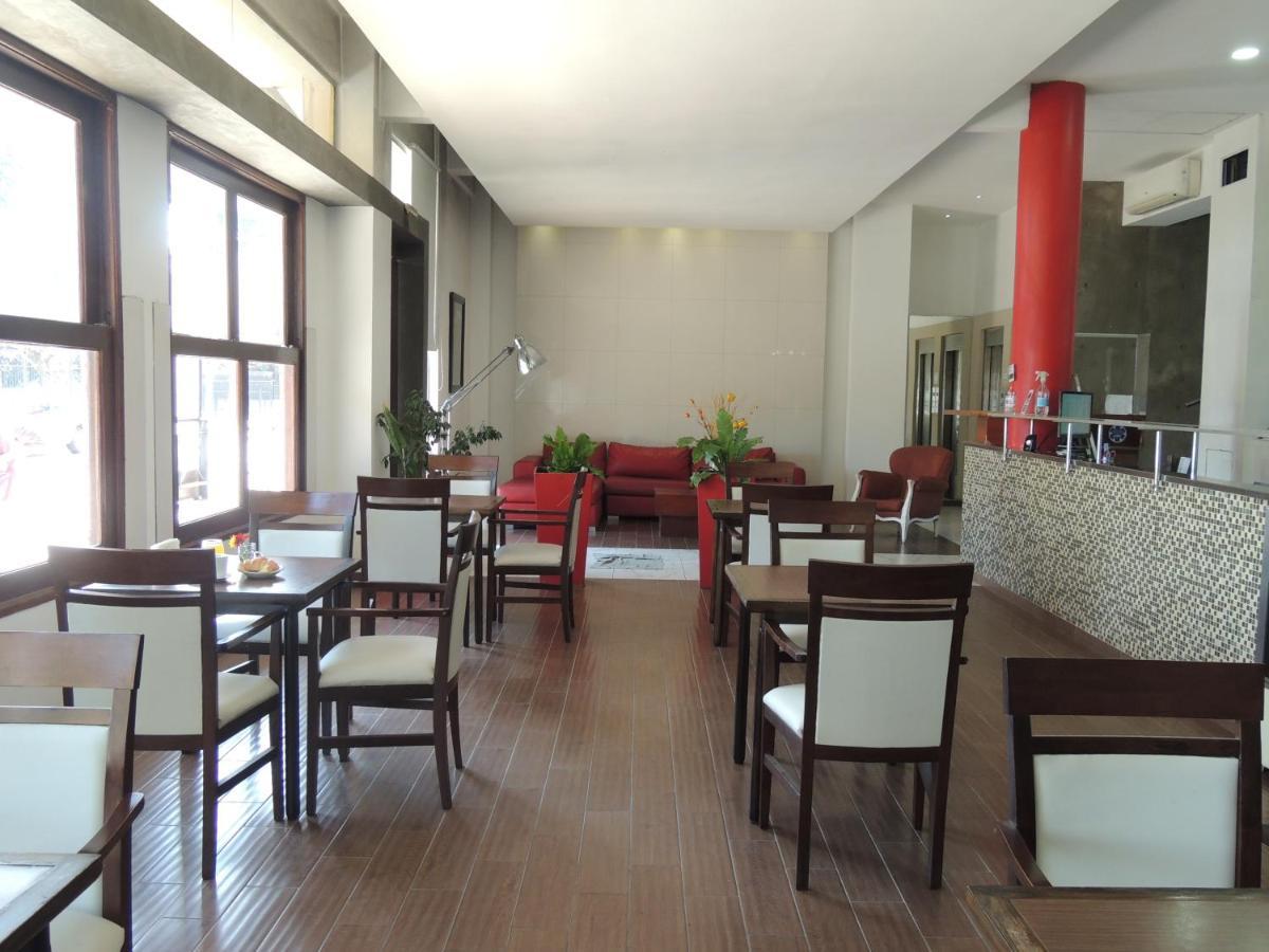 Hotel Park View & Residences Campana